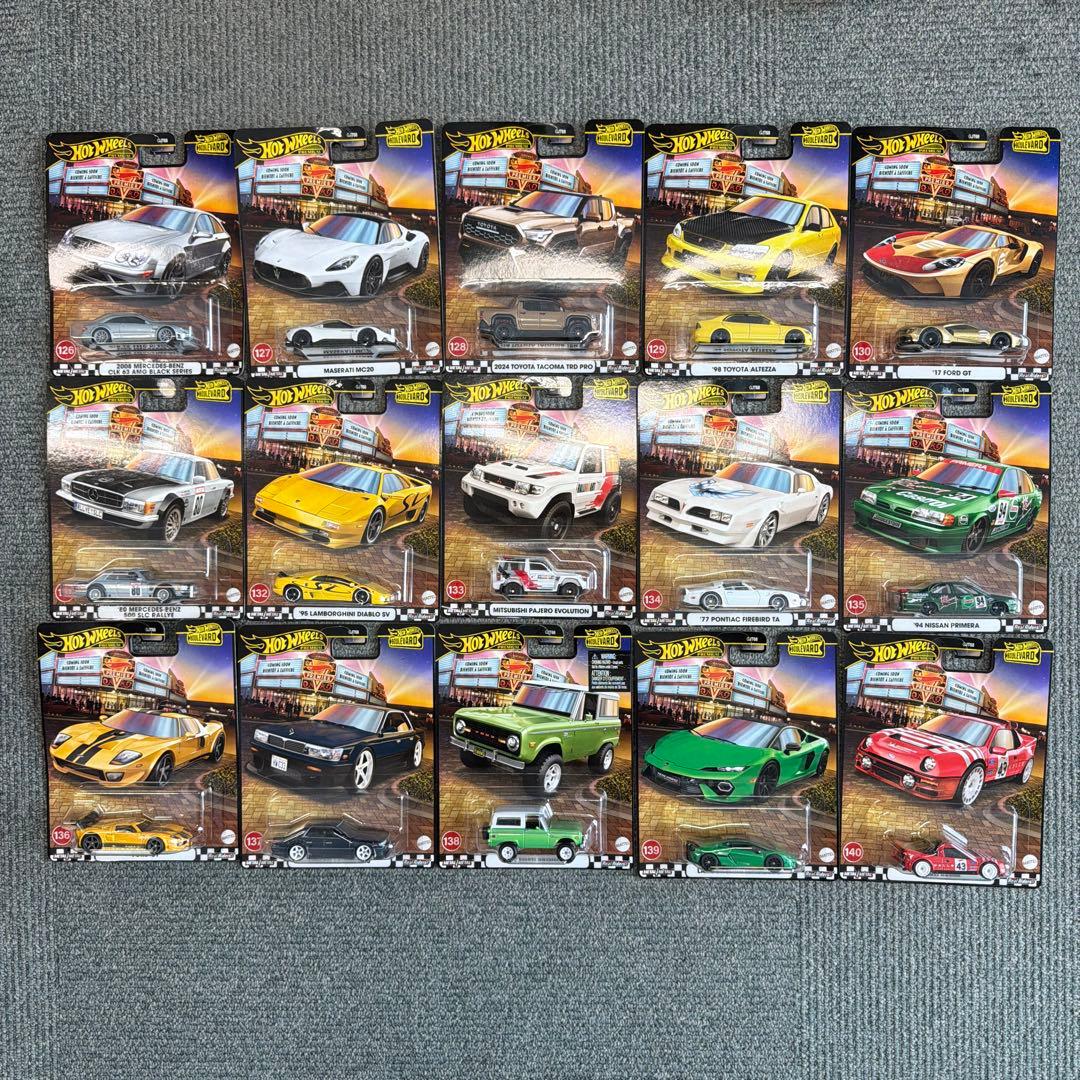 L*a様 Hot Wheels ブルーバード74台セット