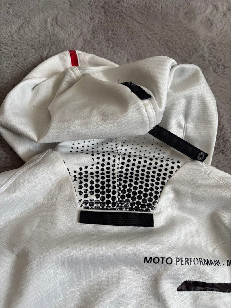 クシタニ ベクトルジャケット 廃盤品　白　Lサイズ