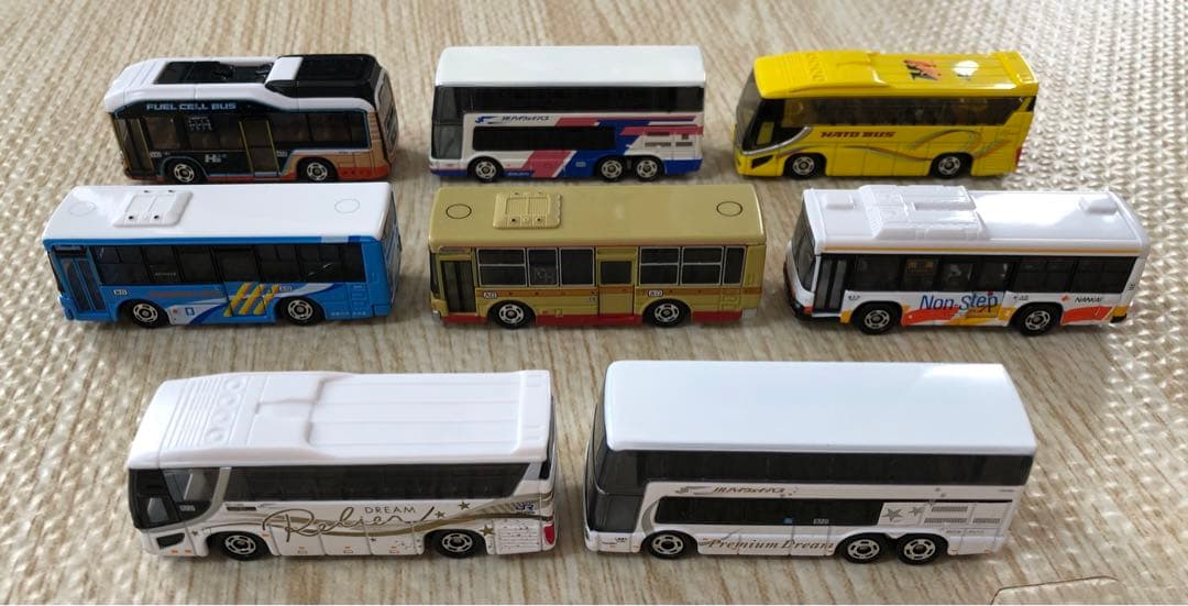 トミカ　限定バス　8台セット　周年記念