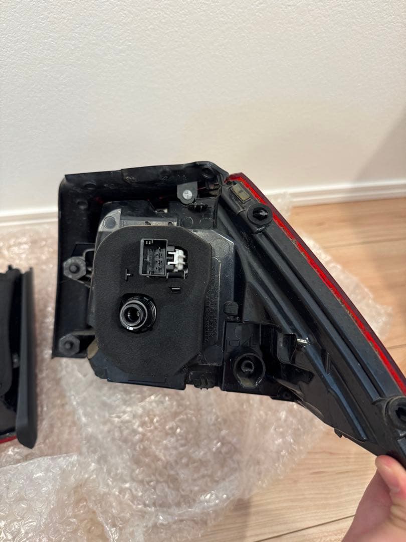 純正 ゴルフ7 R GTIクラブスポーツ テールランプ　ダークレッド 左右4点