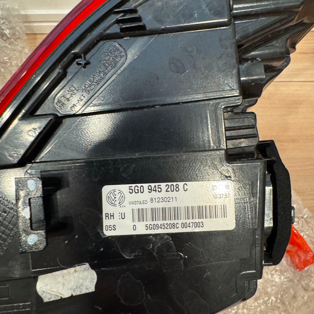 純正 ゴルフ7 R GTIクラブスポーツ テールランプ　ダークレッド 左右4点