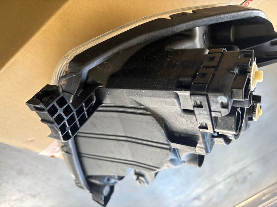 ミライース LA310S 左ヘッドライト