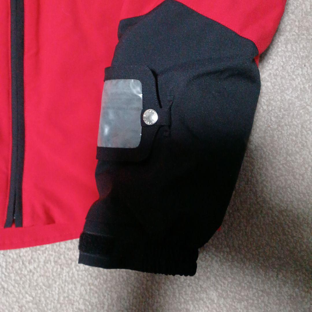 未使用　ONYONE　オンヨネ スキーウェア L　スノーボードウエア　赤