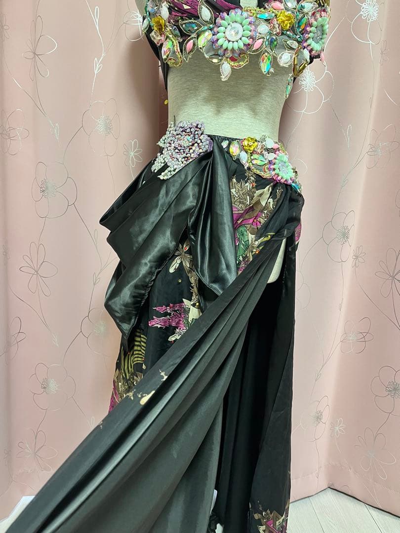 （中古）ベリーダンス　オリエンタル　衣装　黒系