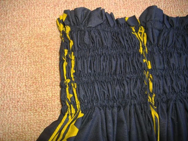 パウスカート★タパ＆レフア柄★黒地Ｘ赤・黄柄