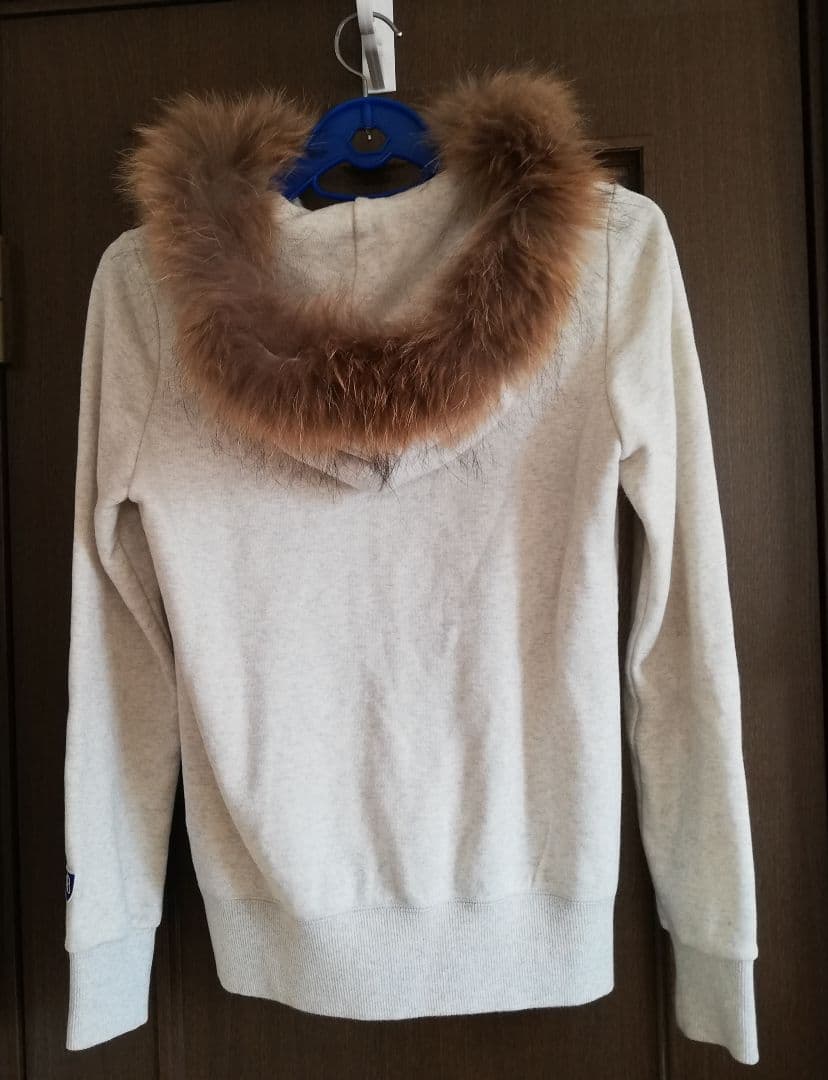 ブルーレーベルクレストブリッジ　パーカー 38