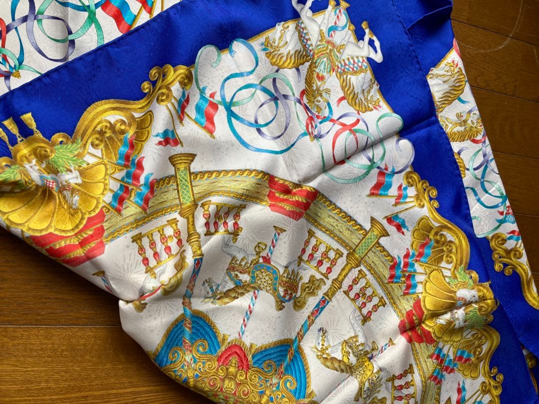 エルメス スカーフ カレ90 回転木馬　美品