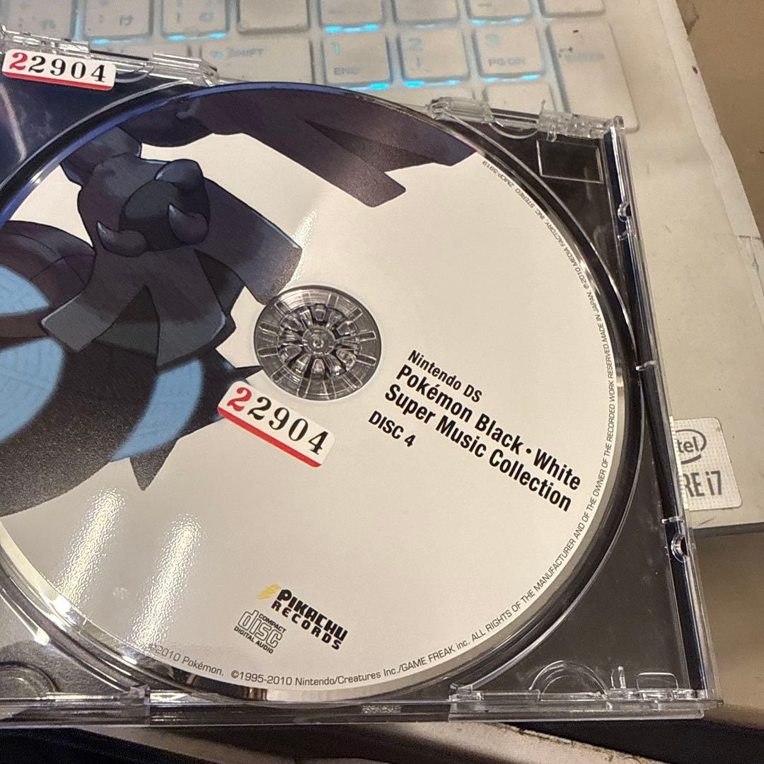 ニンテンドーDS「ポケモン ブラック・ホワイト」スーパーミュージックコレクション