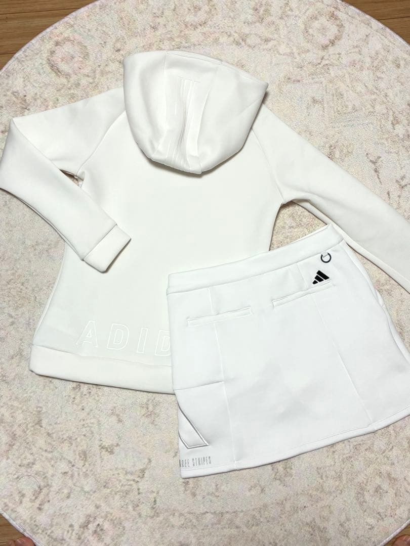 【即日発送✨M】新品　アディダス ビッグロゴ ダンボールニット　セットアップ　白