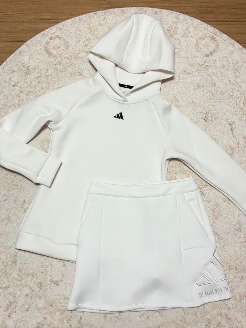 【即日発送✨M】新品　アディダス ビッグロゴ ダンボールニット　セットアップ　白