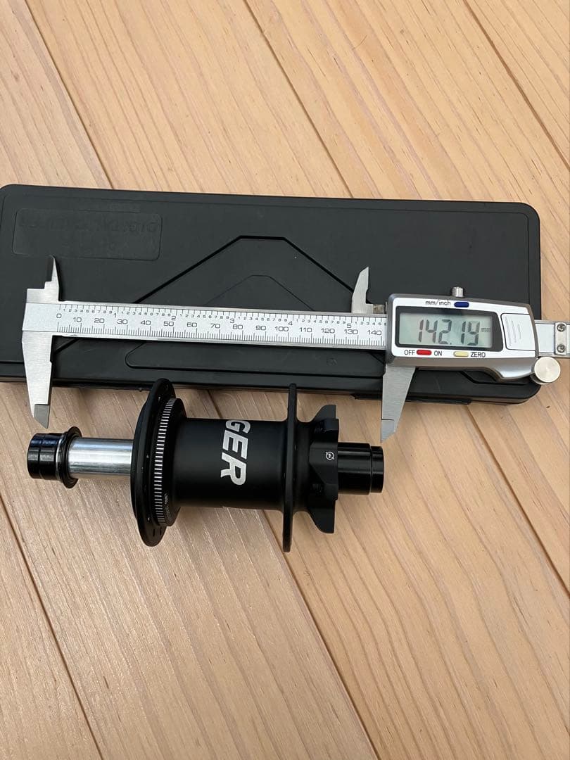 BONTRAGER ボントレガー　ハブ　ラピッドドライブ　142mm TREK