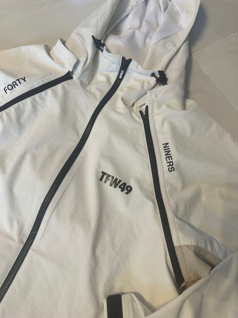 26SS TFW49 ブルゾン ベストの2WAY ジャケットパーカー