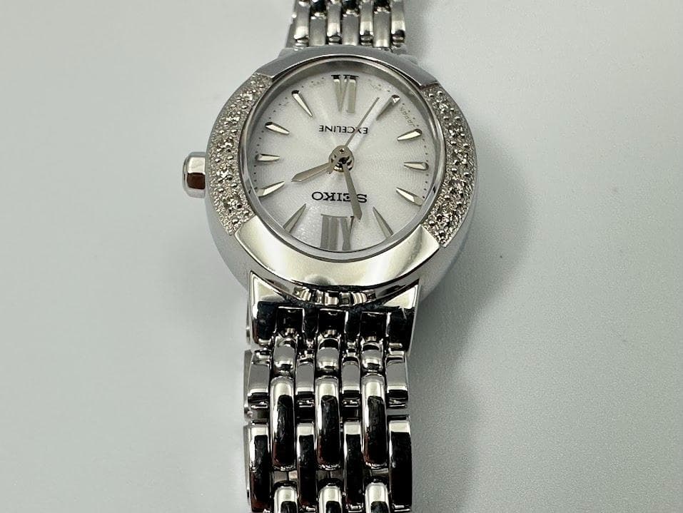 セイコー エクセリーヌ V117-0AV0 腕時計 ソーラー オーバル 922