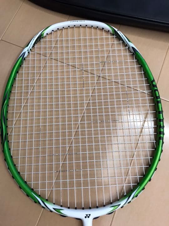ヨネックス　YONEX バドミントン　ラケット　VOLTRIC 30