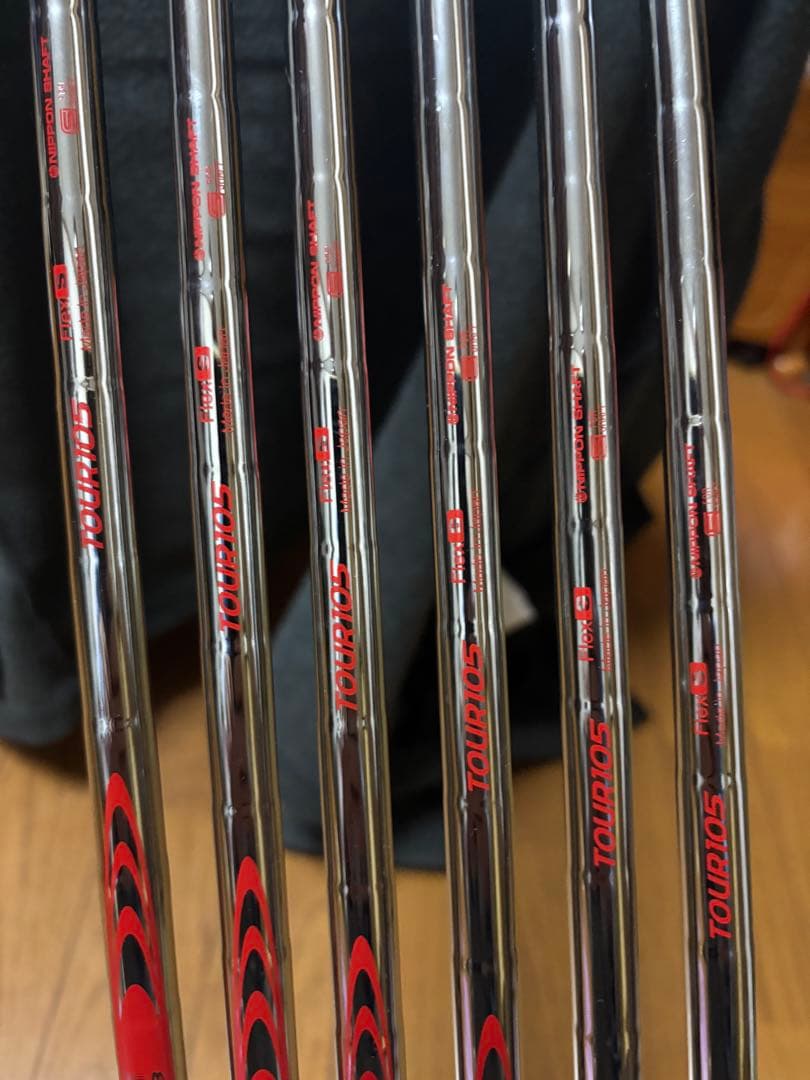 美品　スリクソン　ZXi7 5-PW 6本MODUS3 TOUR105S