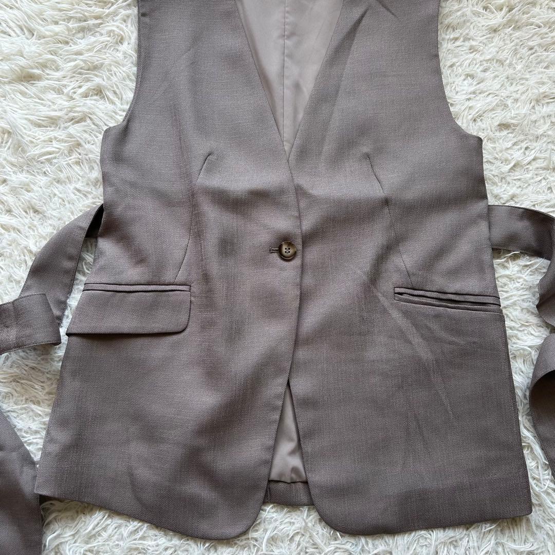 美品✨STRATA エストラータ　ノーカラージレ　ベルト付き　小さいサイズ　小柄