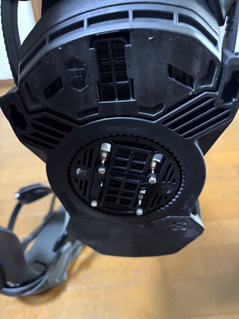 SALOMON スノーボードビンディング ブラック リズム Mサイズ