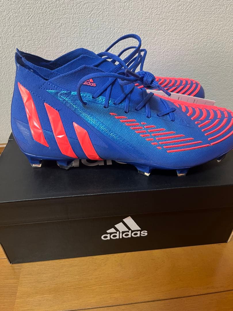 新品 プレデター エッジ .1 L FG サッカースパイク PREDATOR