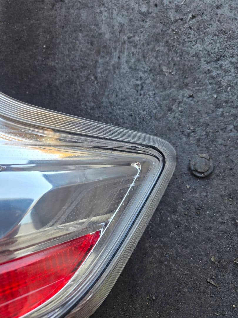 B21W 　日産　デイズ テールランプ