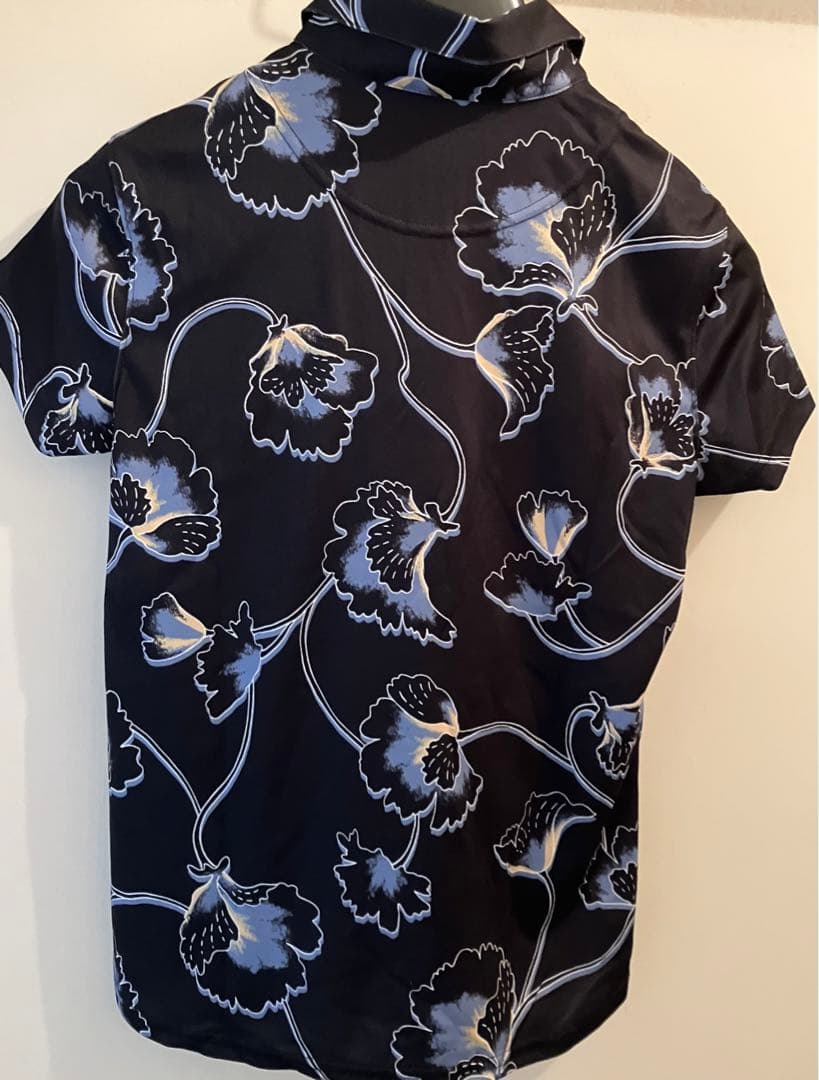 キャロウェイ　レッドレーベル　ゴルフウェア　セットアップ　花柄