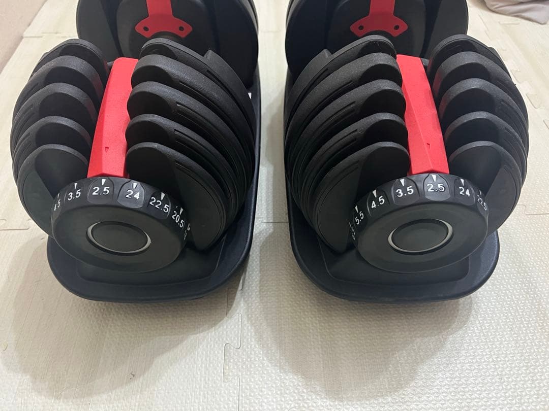 可変式ダンベル　①