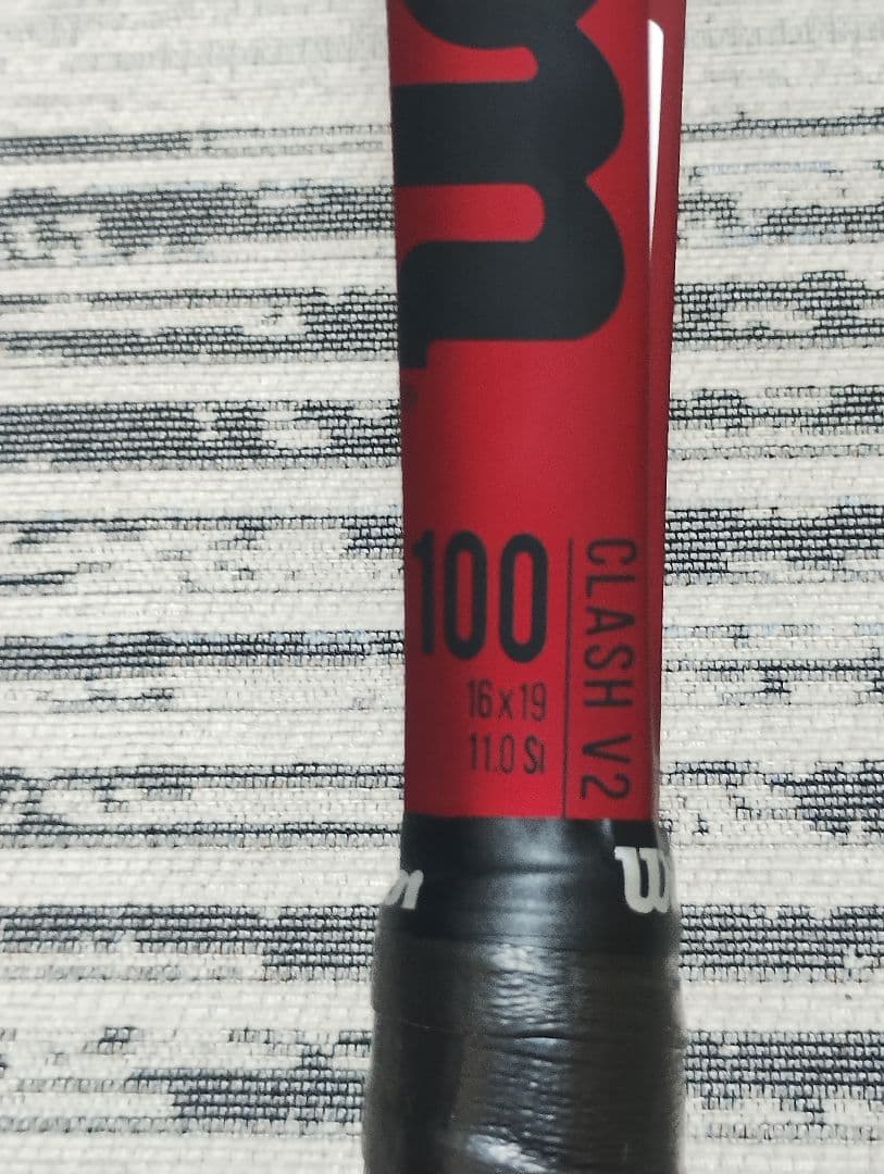 WILSON CLASH 100 V.2 テニスラケット