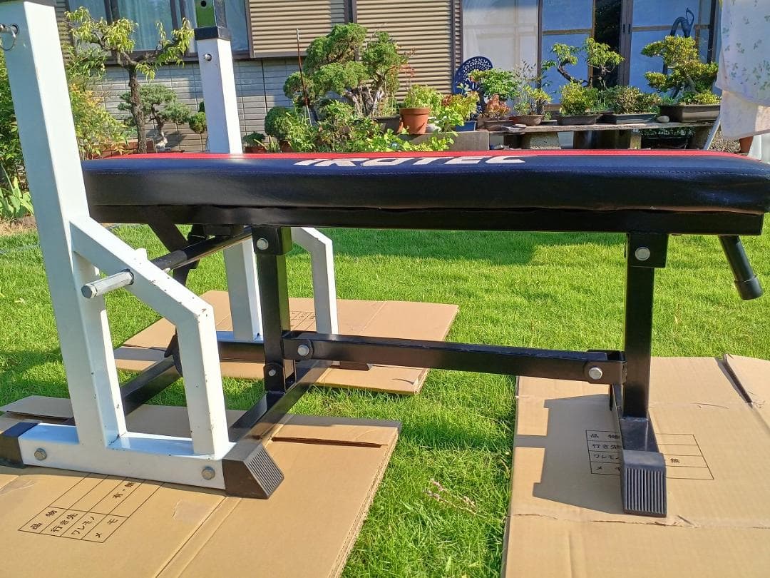 iROTEC トレーニングベンチ 調整可能