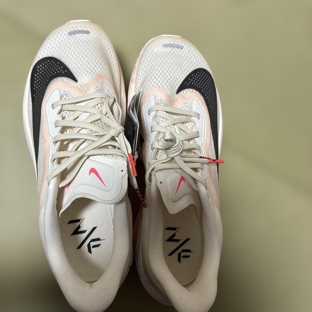 NIKE ZOOM FLY6 ウィメンズ25センチ