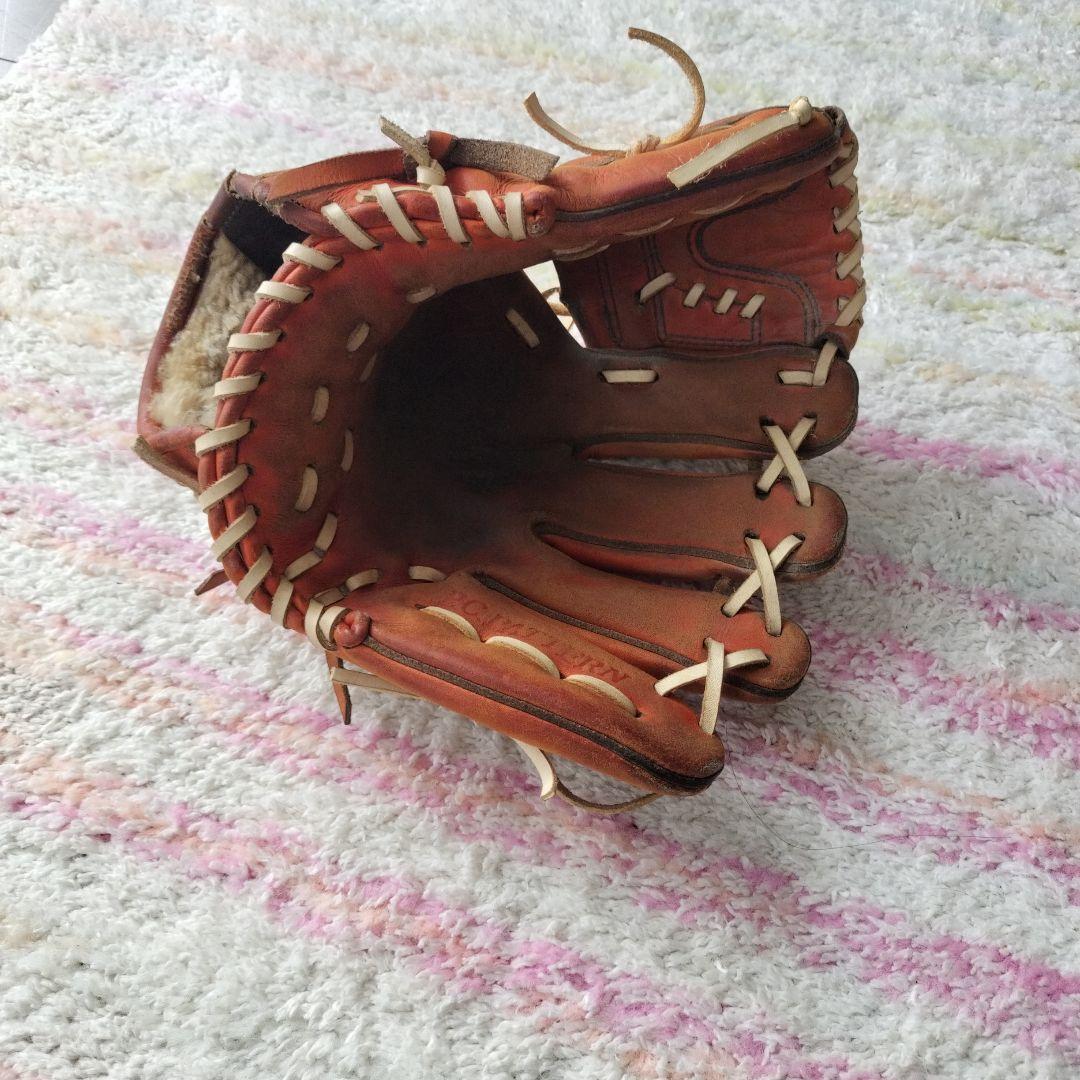 硬式グローブZETT　プロステイタス内野手用