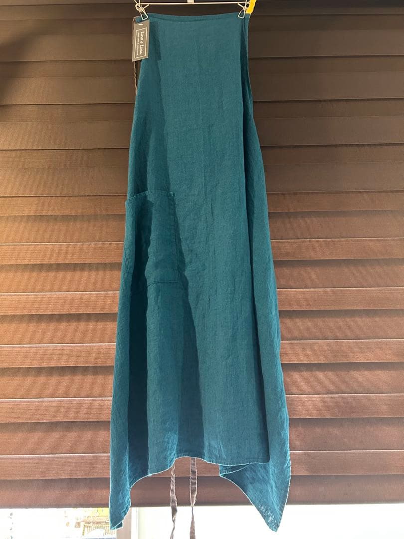 新品未使用　リーノエリーナ　フルエプロン マノン ブルーパヴォーネ　リトアニア製