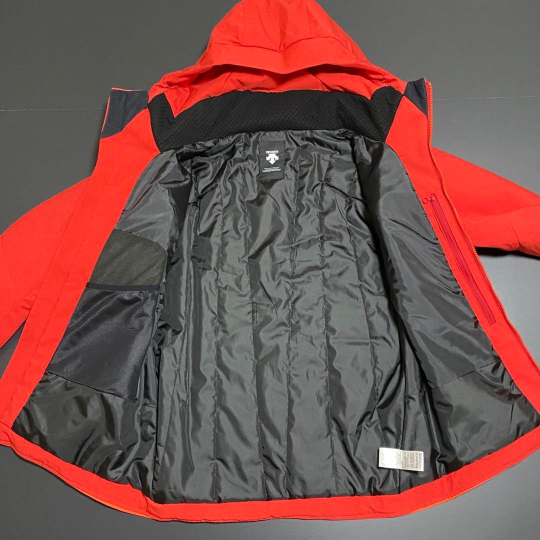 極美品 DESCENTE デサント スキージャケット 中綿 撥水 メンズ M