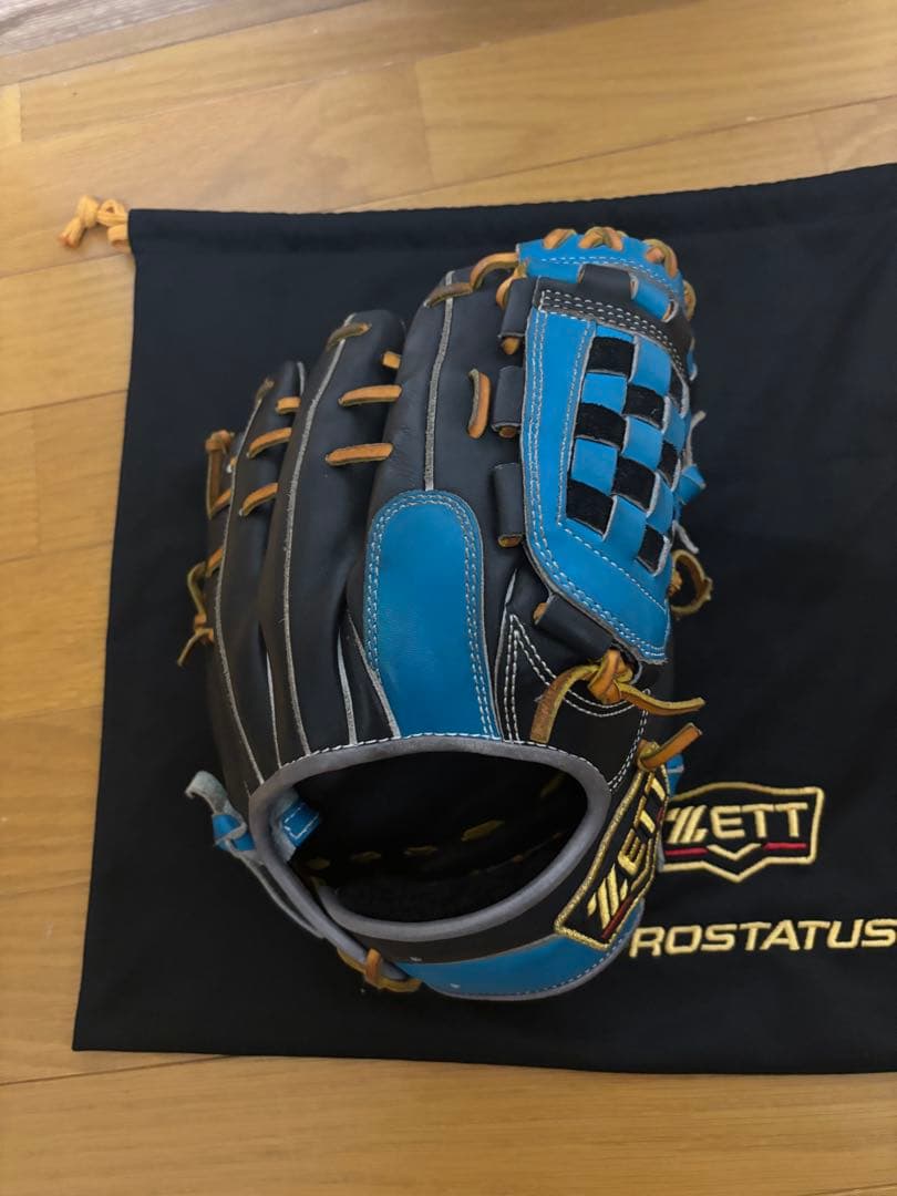 早い者勝ち！大人気ゼット ZETTプロステイタス 軟式内野用 源田モデルです！