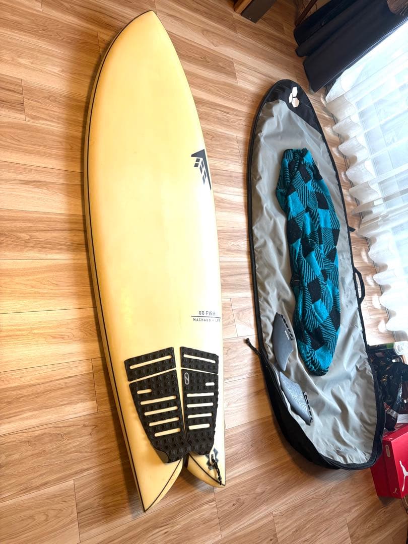 【トリス】フィン付　FIREWIRE GO FISH 5'7 ロブマチャド