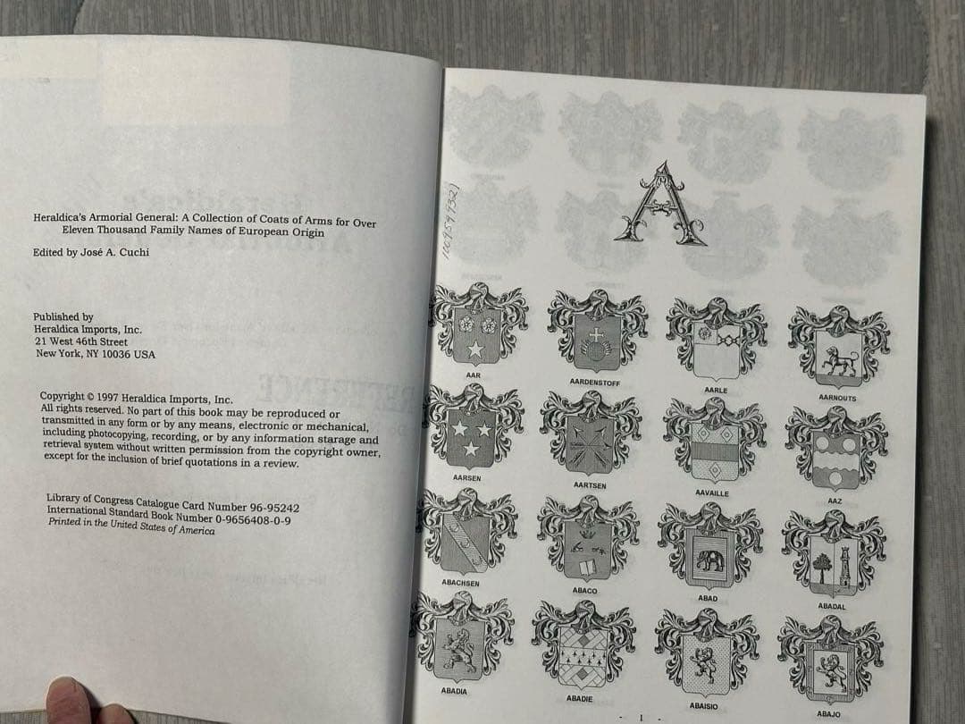 ヘラルディカ紋章本 1巻 レア品