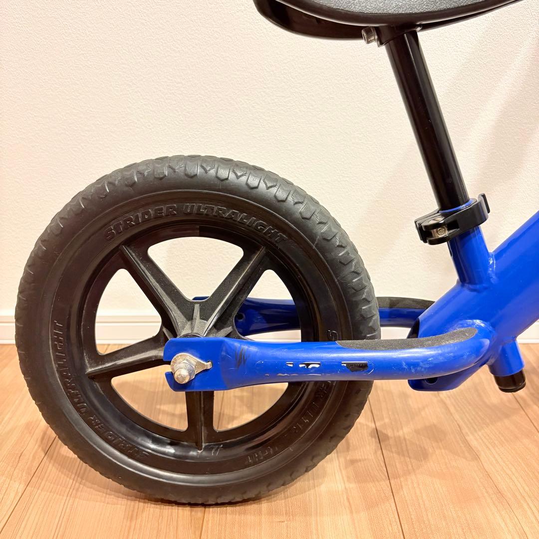 STRIDER！ストライダー12インチブルー青バランスバイクスポーツモデル