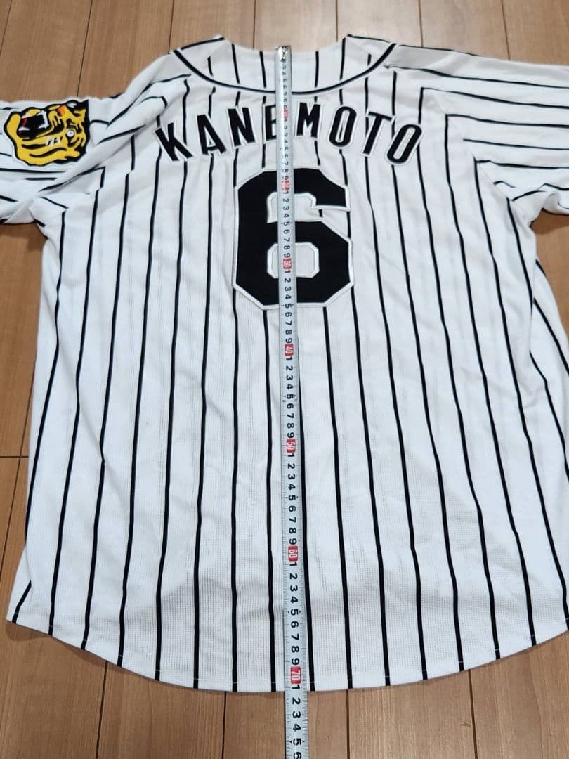 美品 阪神タイガース ユニフォーム 金本 サイン入り Mサイズ