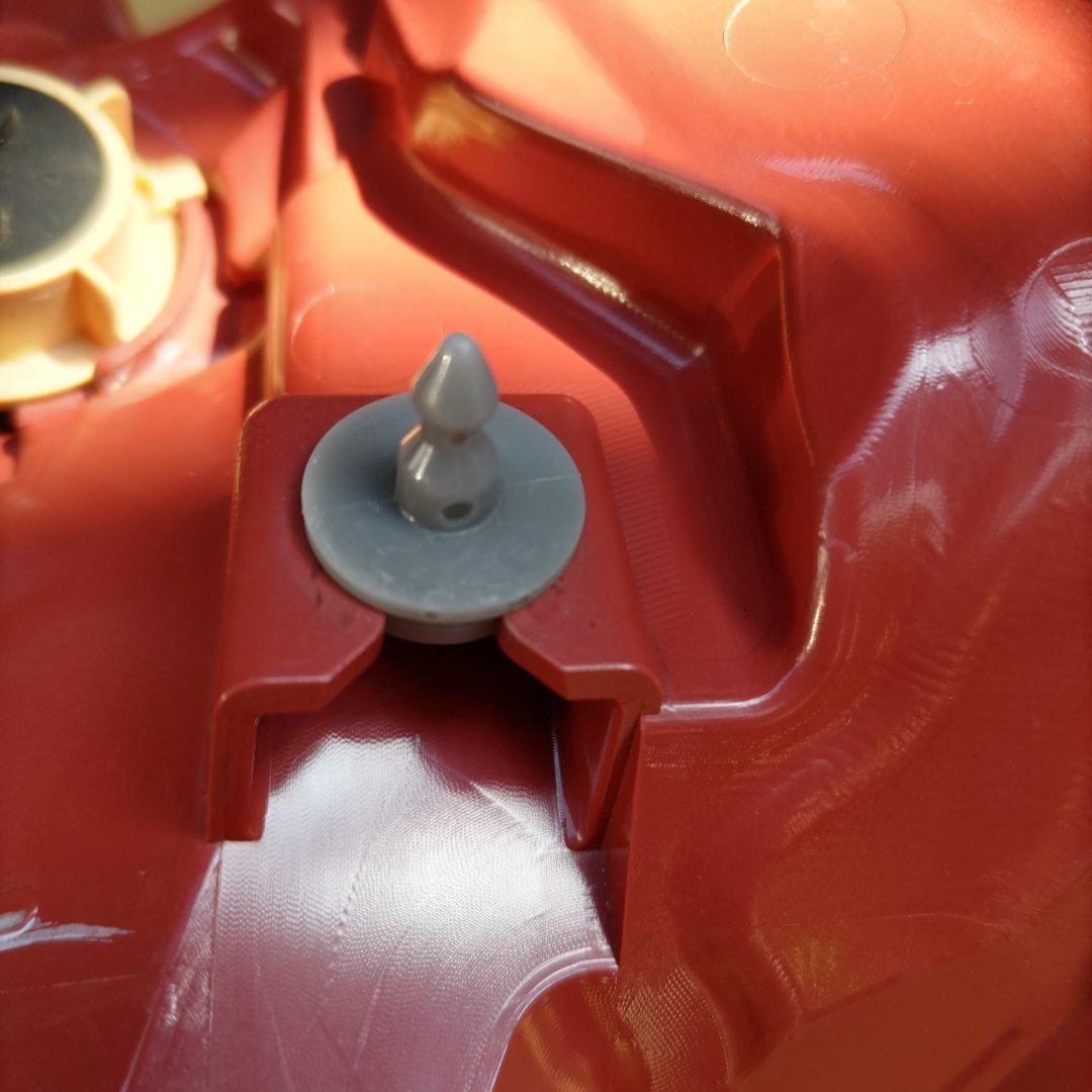 マツダ デミオDE型 LEDテールランプ 左右セット 中古品