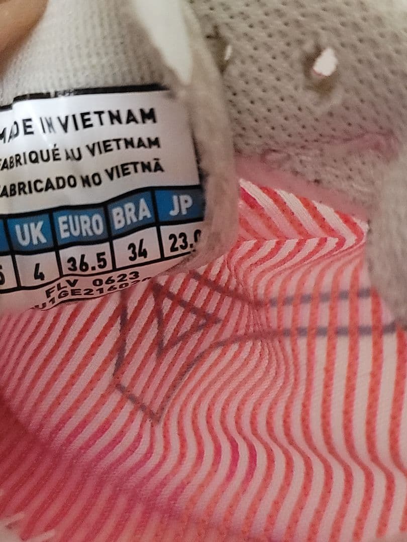 ミズノ　MIZUNO ランニングシューズ　ウェーブドュエル3　23.0cm