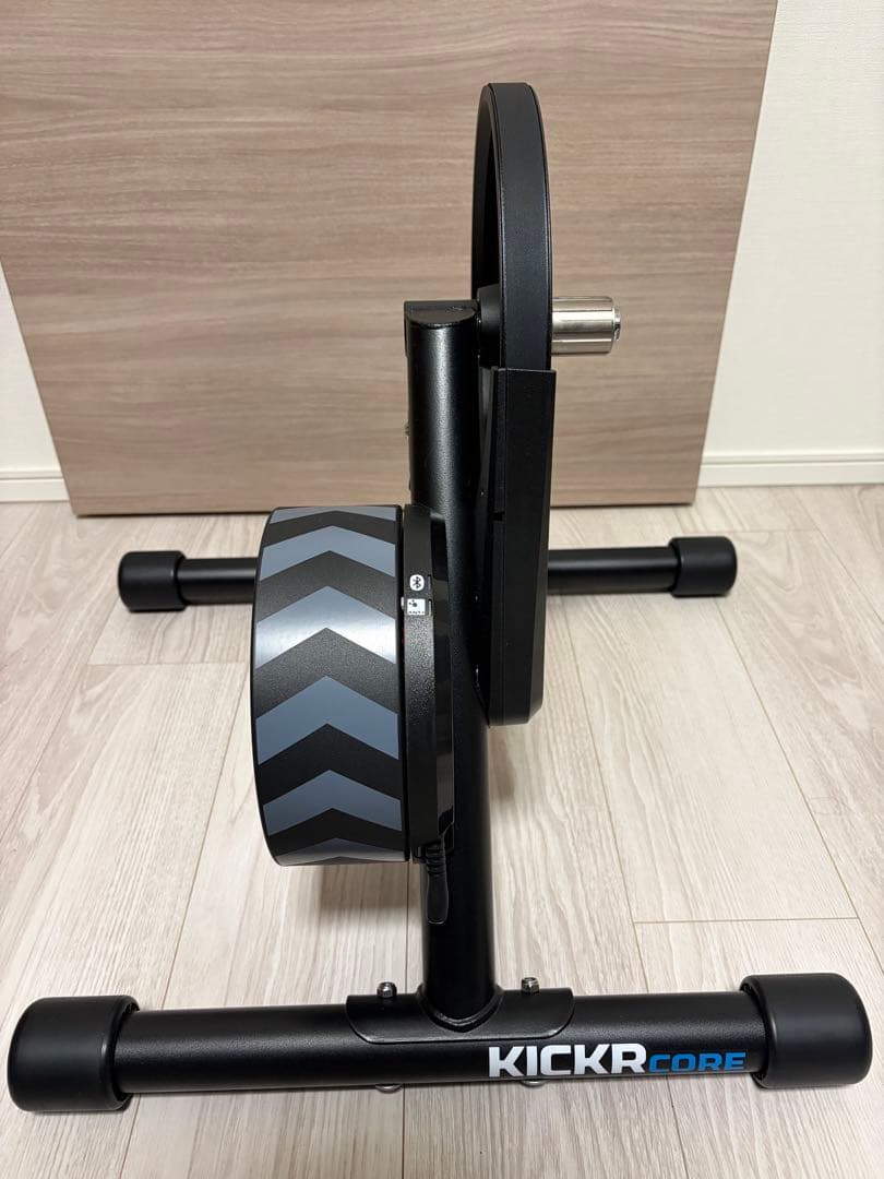 Wahoo KICKR CORE ローラー台