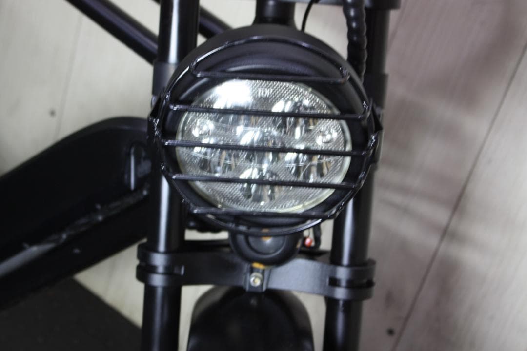 ブロンクスBUGGY 20X4.0 8速 ファットバイク電動 リチウム8.7Ah