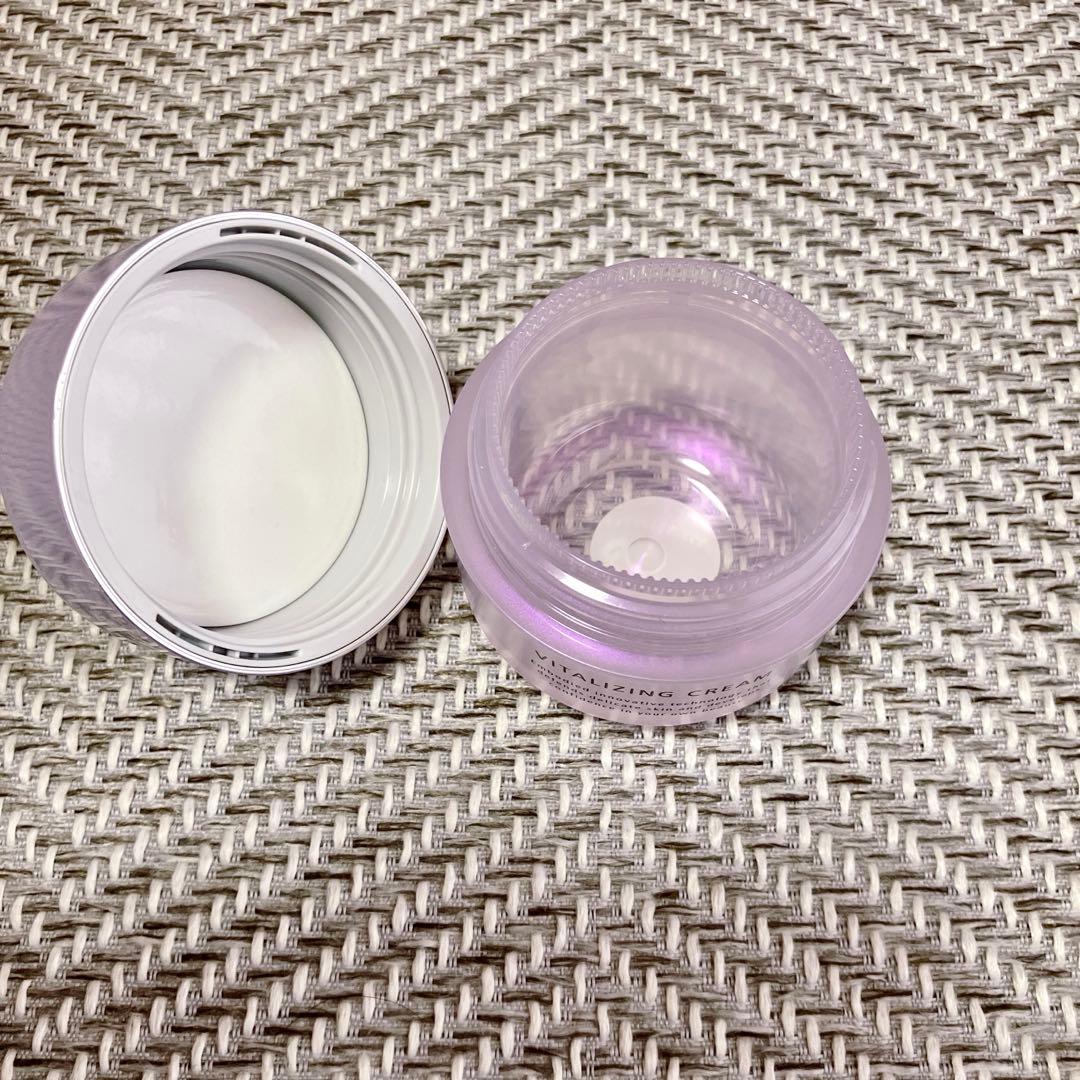 dプログラム　バイタライジングクリーム　レフィル2個　未開封　ケース　サンプル付