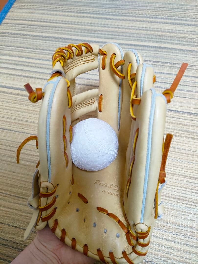 ZETTプロステイタスSE　軟式用グローブ（中村奨吾モデル）