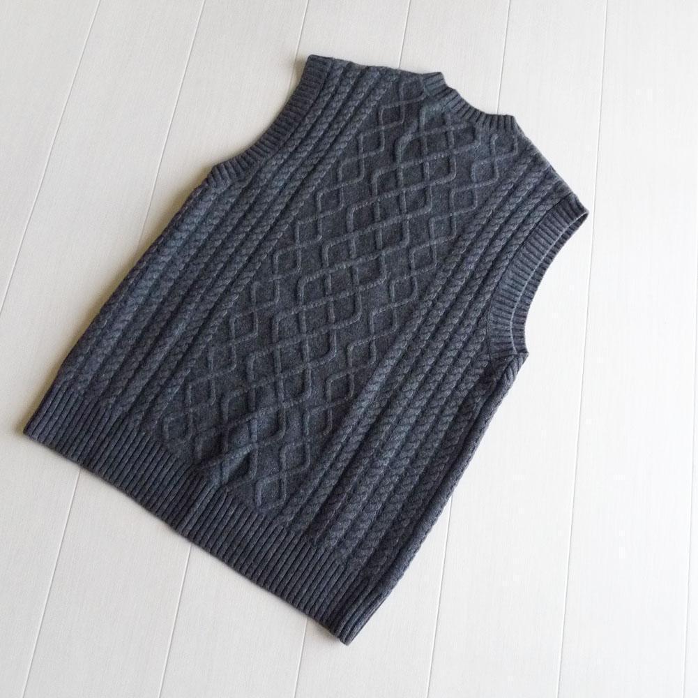 美品 ユナイテッドアローズTOKYO 1,8万 カシミヤ混ケーブルベスト 211