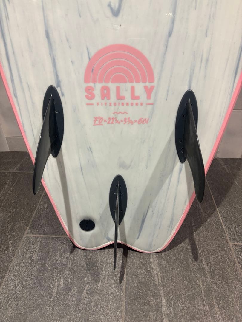 【値下げ】Softechサーフボード ピンク（大阪市内手渡し）