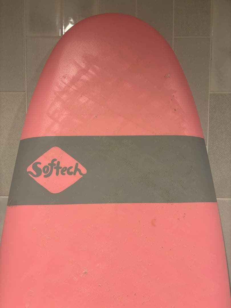 【値下げ】Softechサーフボード ピンク（大阪市内手渡し）