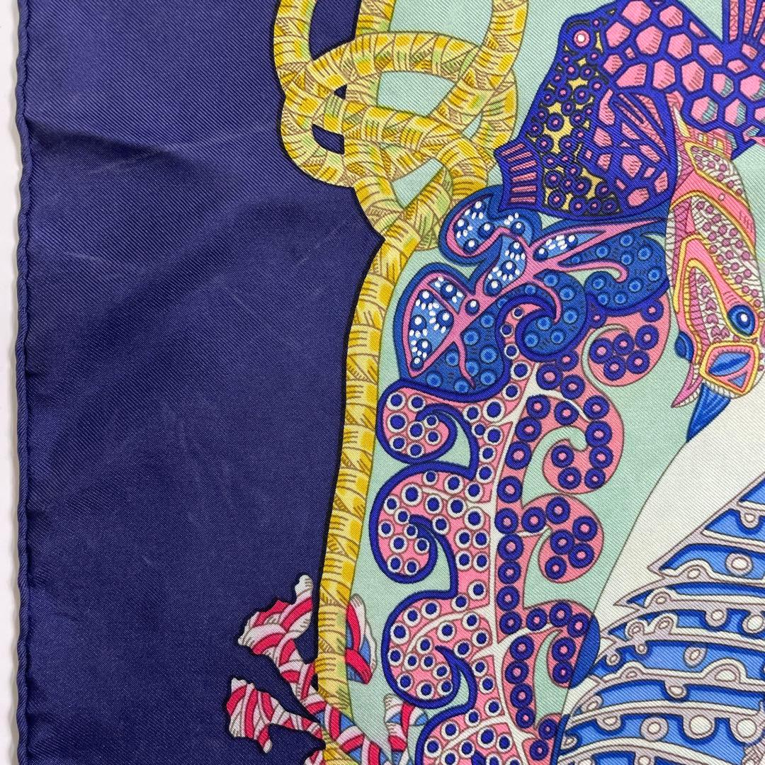 HERMES エルメス　大判スカーフ　カレ90 バッグチャーム　タペストリー　魚