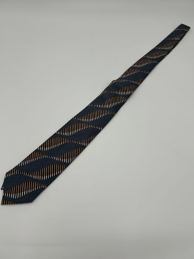 新品未使用　Holliday & Brown ネクタイ　ホリデー&ブラウン