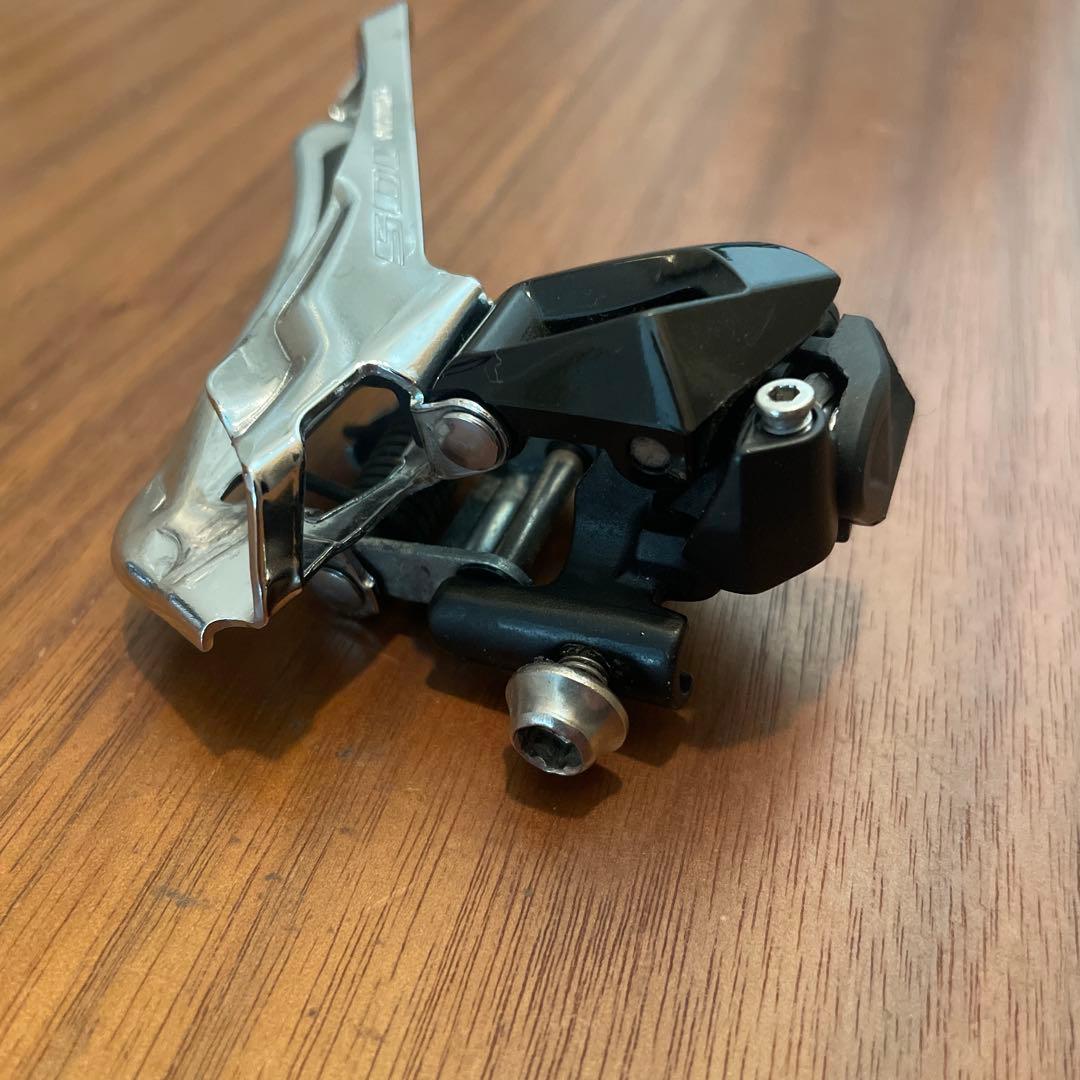 Shimano 105 クランクセットとシフターセット