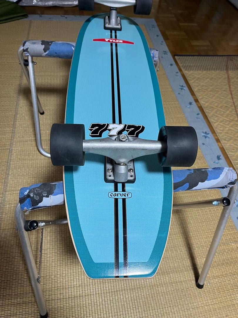 カーバースケートボードTYLER 777Surfskate 36.5