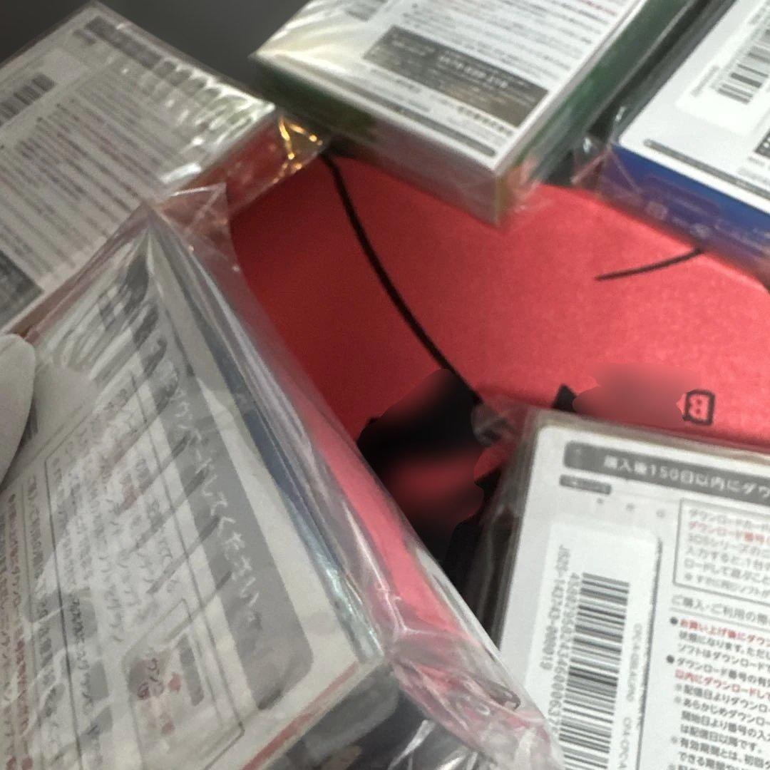 3DS ポケットモンスター 専用カード 特別 赤 緑 青 黄　金　銀　クリスタル